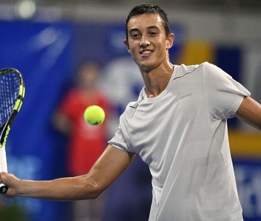 Tay vợt Việt kiều Pháp Antoine Hoang dự Roland Garros: Tiến xa như trước chính là thần tích!