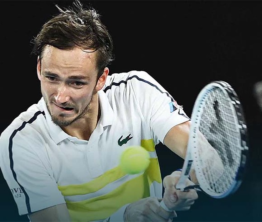 Kết quả tennis bán kết Australian Open hôm nay, 19/2: Medvedev ép Tsitsipas không thể lật bàn như trước Nadal