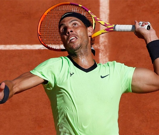 Kết quả tennis Roland Garros mới nhất: ĐKVĐ Nadal vững tiến, ĐKVĐ Swiatek lập uy!