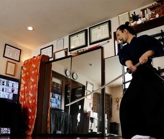 Huấn luyện Samurai online: Olympic cấm khách nước ngoài không thể ngăn người Nhật nghĩ cách kiếm tiền!