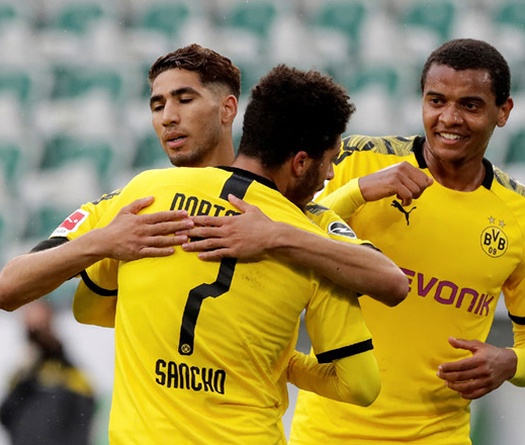 Sancho lập cột mốc Bundesliga trong ngày Haaland tịt ngòi