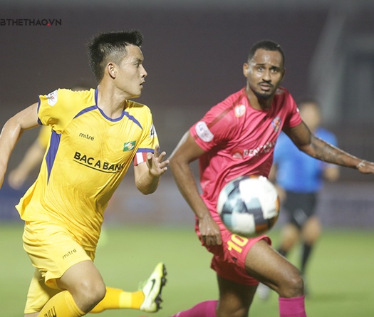 Trực tiếp SLNA vs SHB Đà Nẵng trên kênh nào?