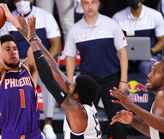 Loại từ Kawhi đến Paul George, Devin Booker tung ra cú game-winner đỉnh nhất Orlando