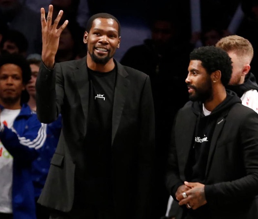Lộ diện thầy mới của Kevin Durant và Kyrie Irving