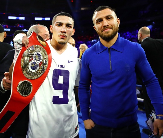 Lomachenko cắt giảm hoa hồng để đàm phán thống nhất đai với Teofimo Lopez