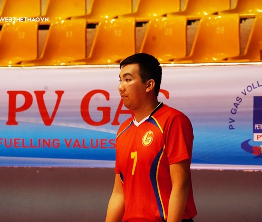 Chạnh lòng so sánh bóng chuyền nam Long An với đội nữ?