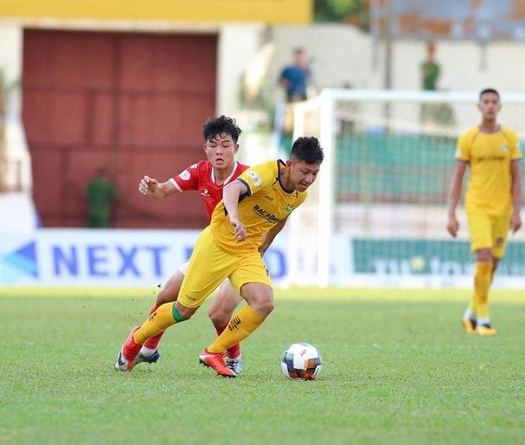 HLV Phạm Minh Đức: Hồng Lĩnh Hà Tĩnh chơi tốt hơn khi thiếu Mansaray