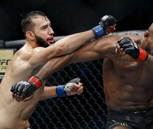 Dominick Reyes lí giải việc Jones lên hạng: ‘Bởi Heavyweigth toàn gã chậm chạp’
