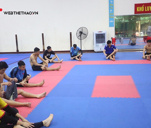 Lướt qua buổi tập của tuyển Karate Việt Nam giai đoạn "đói giải" 