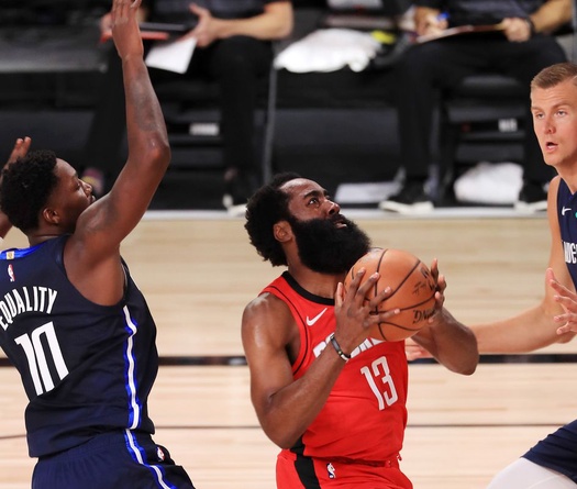 James Harden ghi 49 điểm, Houston Rockets ngược dòng ấn tượng