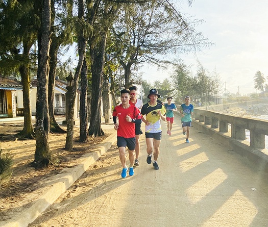 Đối phó với đường chạy nhiều cát của Tiền Phong Marathon 2020 thế nào?