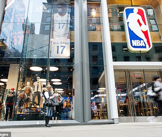 Thuê cửa hàng không trả tiền, NBA bị chủ nhà đưa ra toà