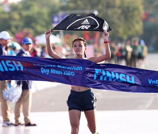 HCĐ SEA Games Hồng Lệ “sửa sai”, bảo vệ thành công chức vô địch tại quê nhà