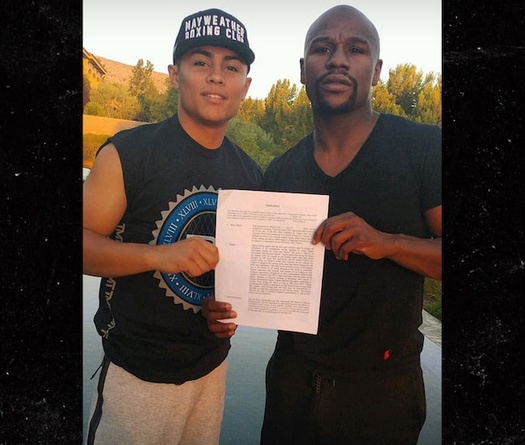 Gà nòi của Floyd Mayweather bị bắn chết