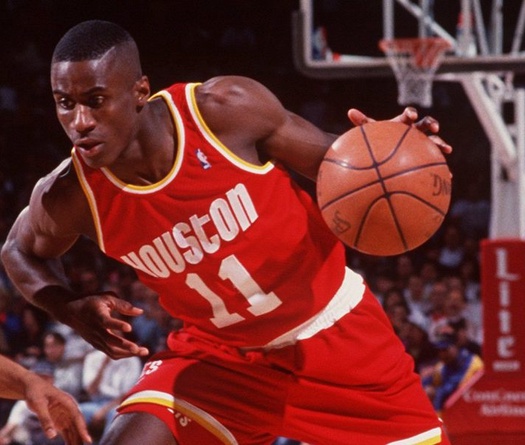 Nhà vô địch NBA 2 lần liên tiếp đấm vỡ quai hàm CĐV vì... vợ!