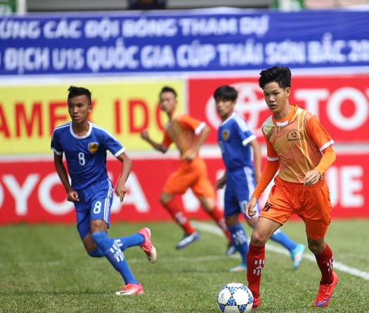 Bóng đá Việt Nam đồng loạt trở lại vào tháng 9