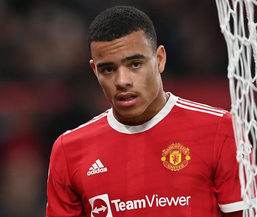 Cô sinh viên 18 tuổi tố cáo Greenwood lần đầu lên tiếng