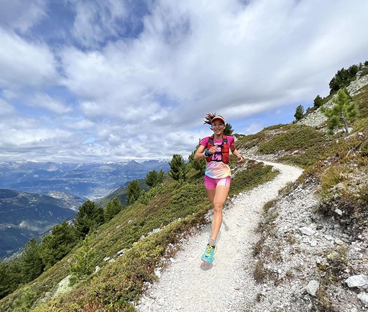 Hiện tượng chạy địa hình Hà Thị Hậu gây sốt tại giải trail lớn nhất thế giới UTMB 2023