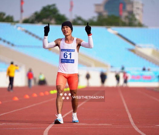 Chờ Hoàng Nguyên Thanh phá kỷ lục quốc gia chạy 42,195km tại giải marathon châu Á 2024