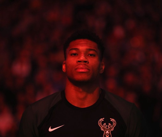 Vì sao danh hiệu MVP của Giannis Antetokounmpo có thể thay đổi cả NBA?