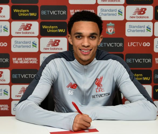 Tin bóng đá ngày 19/01: Alexander-Arnold gia hạn hợp đồng với Liverpool đến năm 2024