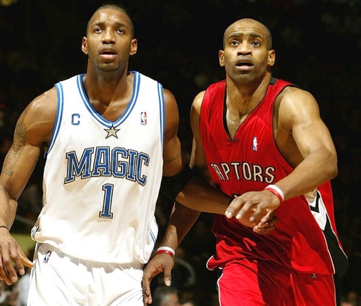 NBA tung đoạn video hiếm về cảnh Visanity và T-Mac sánh đôi trình diễn úp rổ