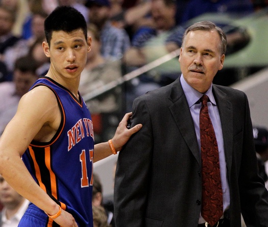 Jeremy Lin và cuộc điện thoại của HLV Mike D'Antoni đưa anh trở thành hiện tượng số một NBA