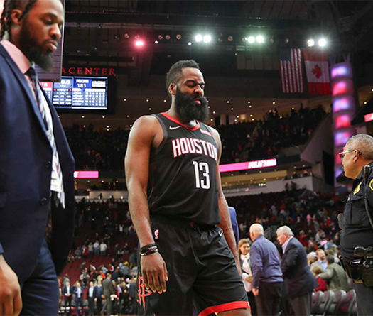 Phá kỷ lục như trở bàn tay, James Harden sánh vai cùng huyền thoại Michael Jordan với thành tích không tưởng