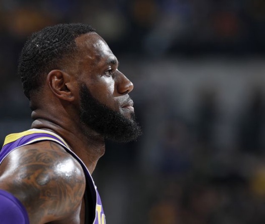 Thua trận thê thảm nhất trong sự nghiệp, LeBron James đối mặt khủng hoảng đỉnh điểm ở Lakers