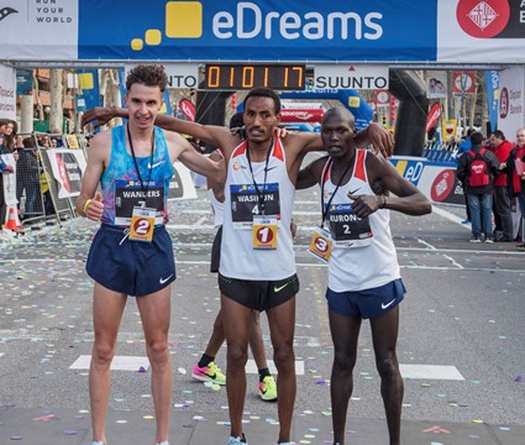 Kỷ lục châu Âu của Mo Farah bị chân chạy Thụy Sĩ 'mặt búng sữa' xô đổ