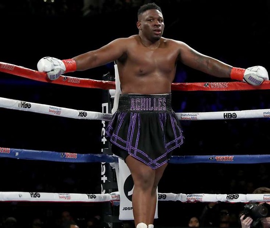 Dillian Whyte : "Tôi không bất ngờ nếu Jarrel Miller đánh bại Anthony Joshua."