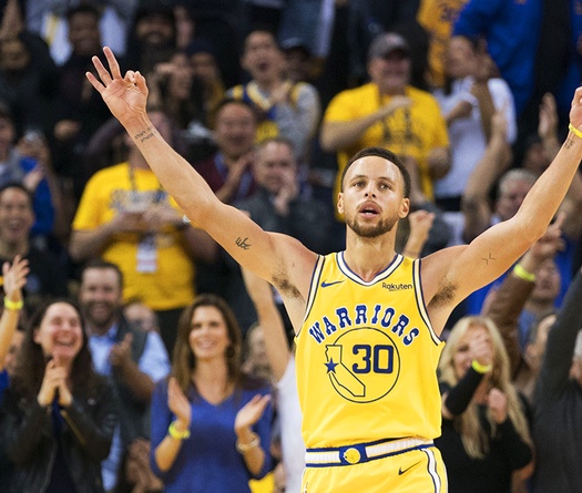 Góc mổ băng: Stephen Curry và những quả 3 điểm chí mạng mang tên "relocation-three"