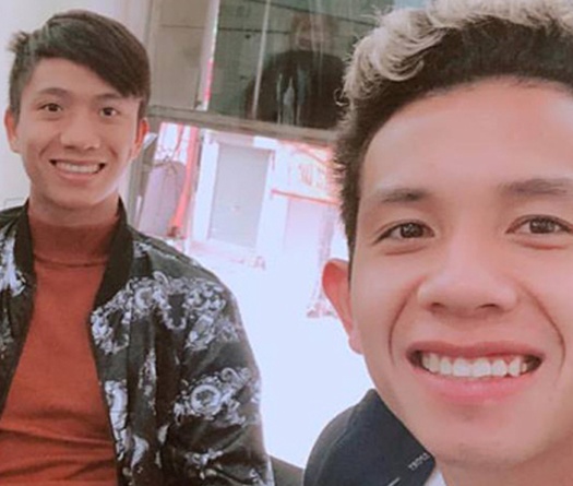 Phan Văn Đức gây sốt khi lần đầu khoe giọng hát ngọt ngào