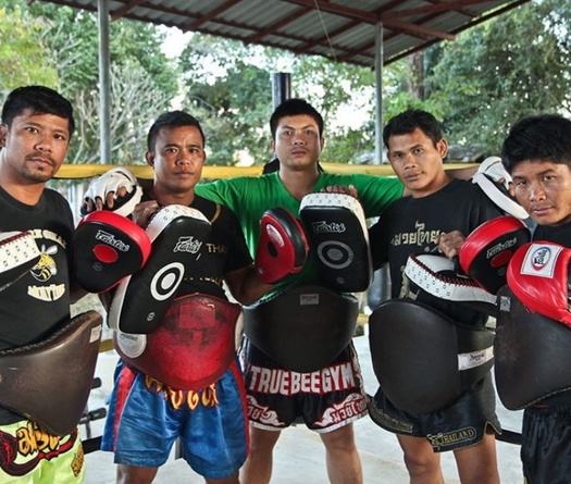 Vai trò của người giữ pad - đích đánh trong Muay Thái