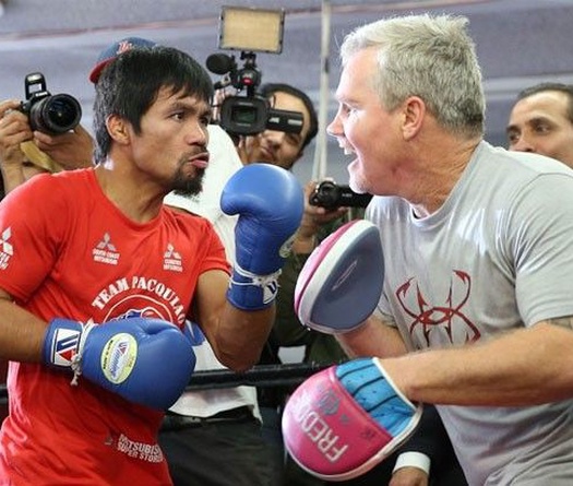 HLV Freddie Roach: "Manny Pacquiao mà so găng với Errol Spence hoặc Mikey Garcia sẽ rất thú vị."