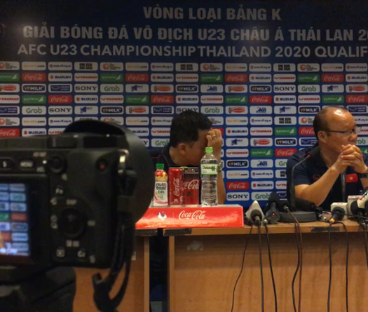 HLV Park Hang-seo: "Đình Trọng chắc chắn sẽ tiếp tục thi đấu những trận tới"