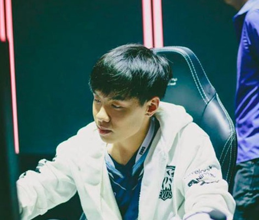 EVOS có sự thay đổi đội hình trước thềm vòng Playoffs VCS Mùa Xuân 2019