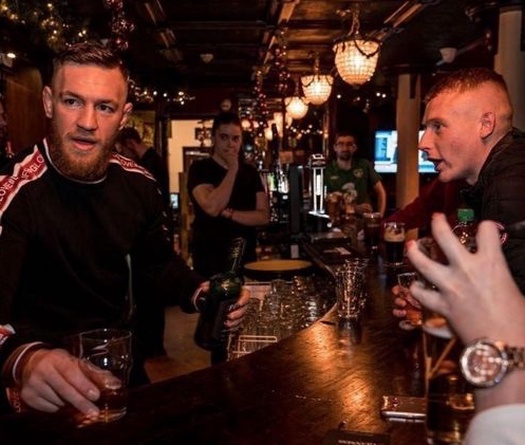 Conor McGregor lại choảng nhau trên bar, lần này là ở Ireland