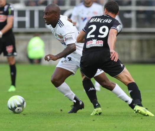 Nhận định Dijon vs Amiens 01h00, 14/04 (vòng 32 VĐQG Pháp)