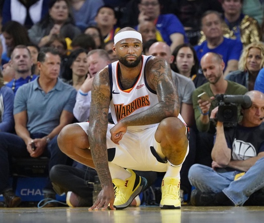 DeMarcus Cousins mua quà "buff tinh thần" cho anh em Warriors tại NBA Playoffs 2019