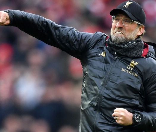 HLV Klopp nói gì trong giờ nghỉ để truyền cảm hứng giúp Liverpool thắng Chelsea?
