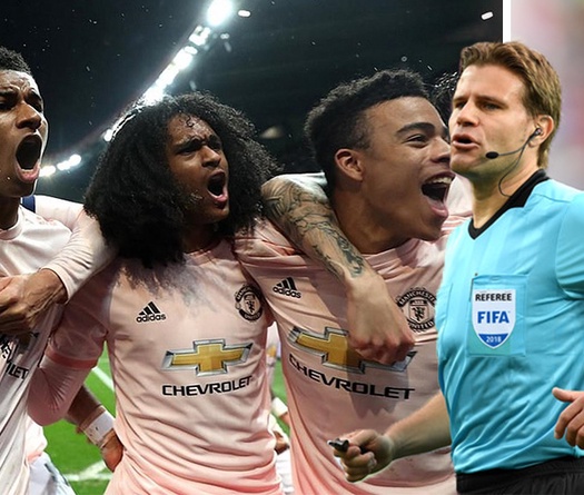 MU có "thần may mắn" trọng tài ở trận đại chiến Barca tại Cúp C1