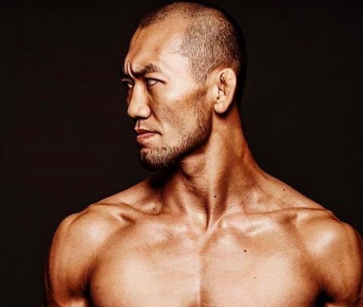 “Thần sấm” Yushin Okami đối đầu với tài năng trẻ của ONE championship