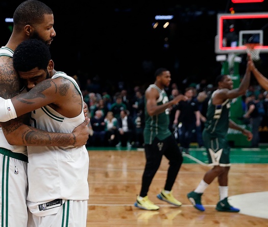 Rất tự tin, Kyrie Irving tiếp tục phát biểu gây sốc sau màn "ném gạch" ở Game 4