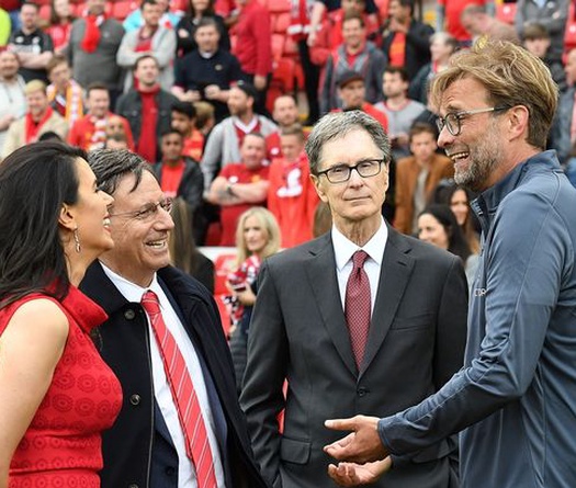 Liverpool đã biến đổi từ con mồi thành kẻ săn mồi trên thị trường chuyển nhượng thế nào?