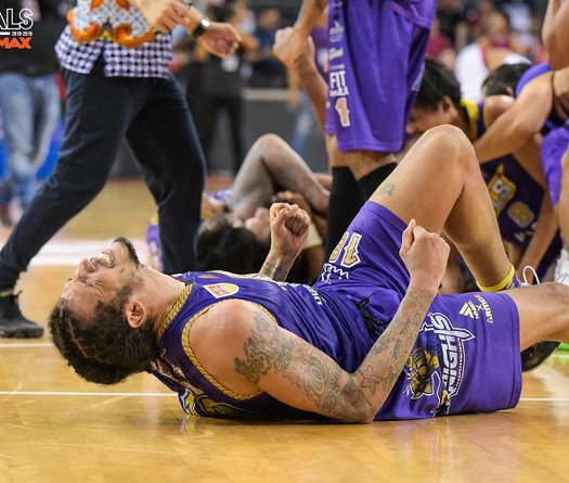 Maxie Esho - ngôi sao bị Saigon Heat chối bỏ và chiếc cúp vô địch đầu tiên trong cuộc đời