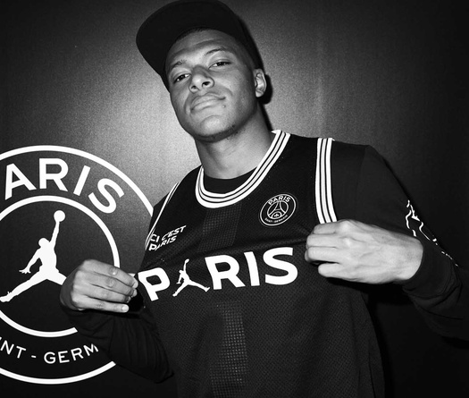 Rò rỉ hình ảnh Air Jordan 6, mẫu giày kết hợp giữa PSG và Jordan