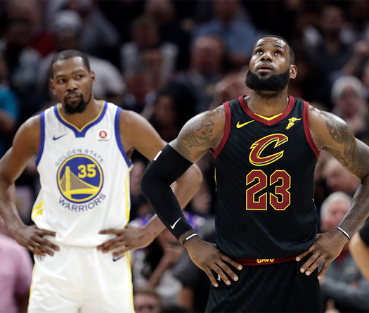 Các cầu thủ Golden State Warriors cảm thấy siêu lạ lẫm khi không phải đối đầu với LeBron James tại NBA Finals