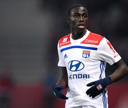 Chuyển nhượng Real Madrid 30/5: Zidane cam kết vai trò cho hậu vệ trái 60 triệu euro tại Real Madrid