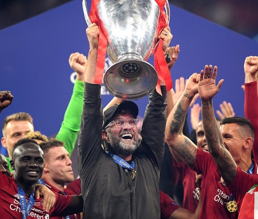 HLV Klopp bị "say" với chức vô địch Châu Âu đầu tiên